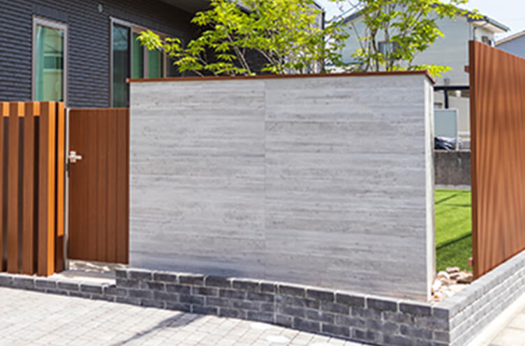 住宅のフェンス